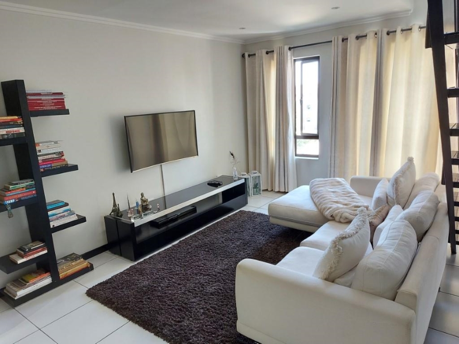 1 Bedroom Property for Sale in Lonehill Gauteng
