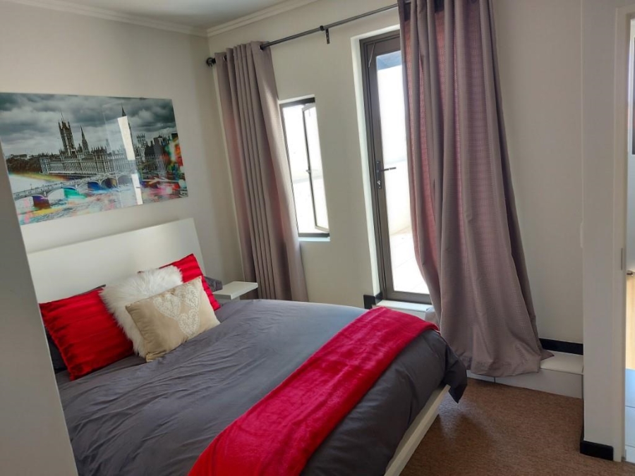 1 Bedroom Property for Sale in Lonehill Gauteng