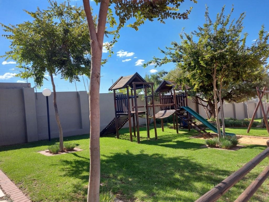 1 Bedroom Property for Sale in Lonehill Gauteng