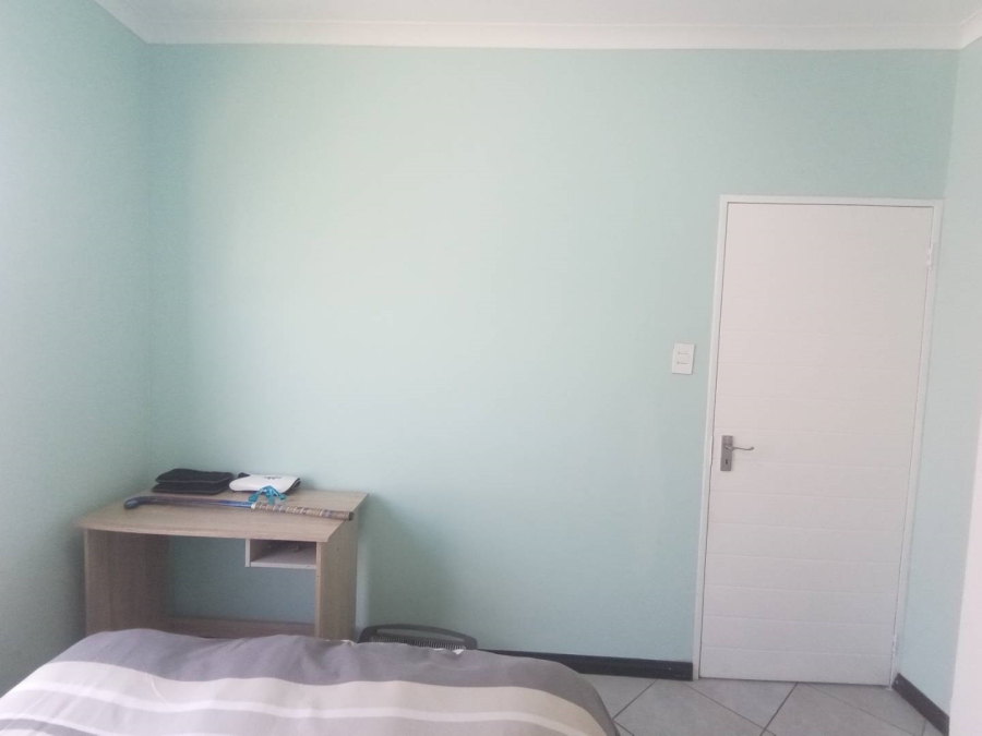 To Let 3 Bedroom Property for Rent in Norton Home Estate AH Gauteng