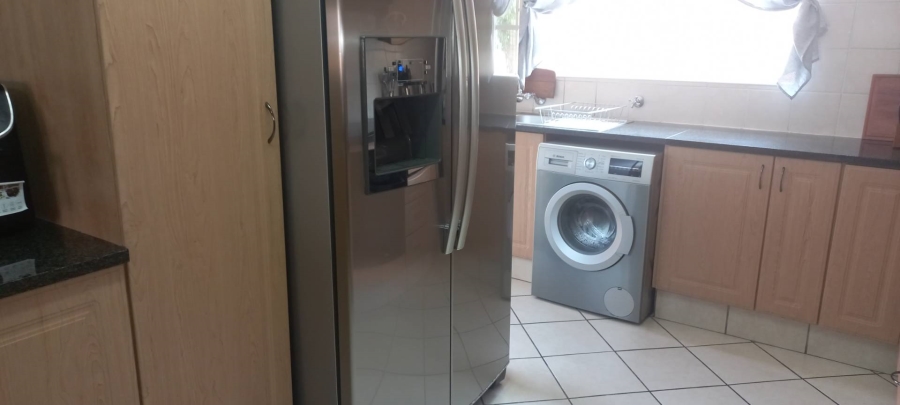 3 Bedroom Property for Sale in Silver Lakes Gauteng