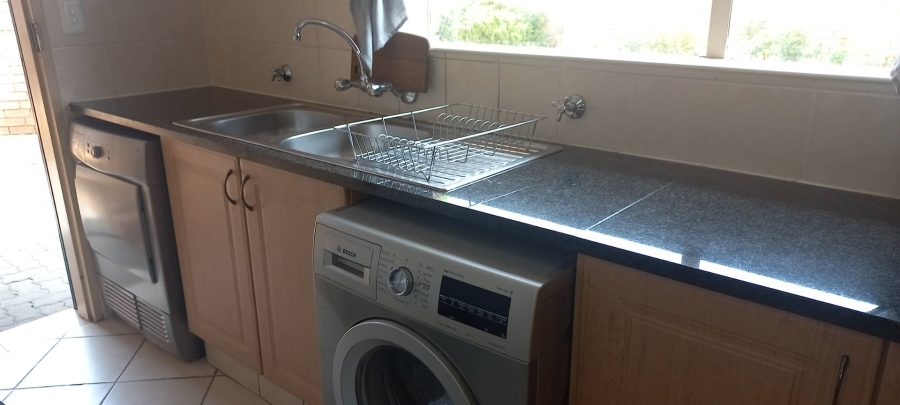 3 Bedroom Property for Sale in Silver Lakes Gauteng