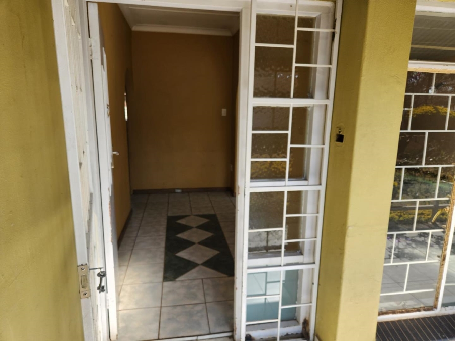 To Let 3 Bedroom Property for Rent in Silverton Gauteng