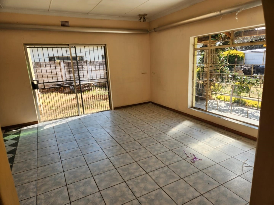 To Let 3 Bedroom Property for Rent in Silverton Gauteng