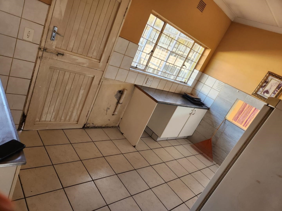 To Let 3 Bedroom Property for Rent in Silverton Gauteng
