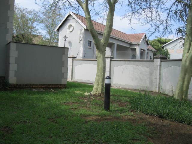 To Let 2 Bedroom Property for Rent in Olympus AH Gauteng