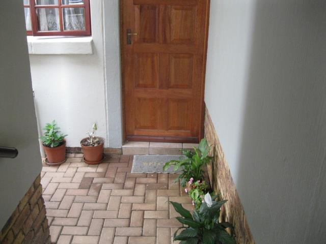 To Let 2 Bedroom Property for Rent in Olympus AH Gauteng