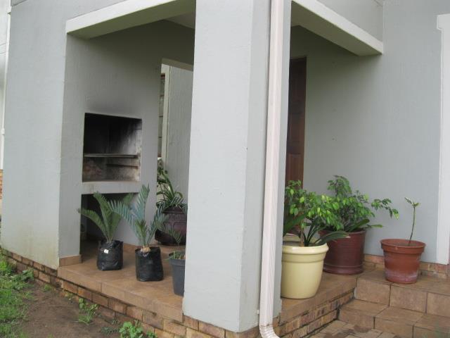 To Let 2 Bedroom Property for Rent in Olympus AH Gauteng