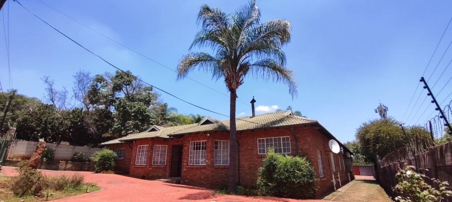 9 Bedroom Property for Sale in Menlyn Gauteng