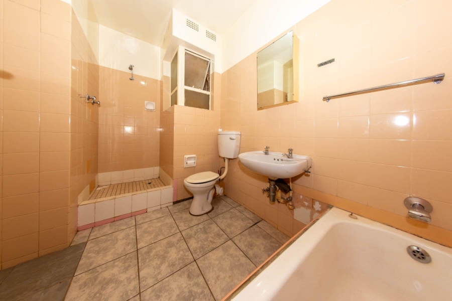To Let 1 Bedroom Property for Rent in Riviera Gauteng