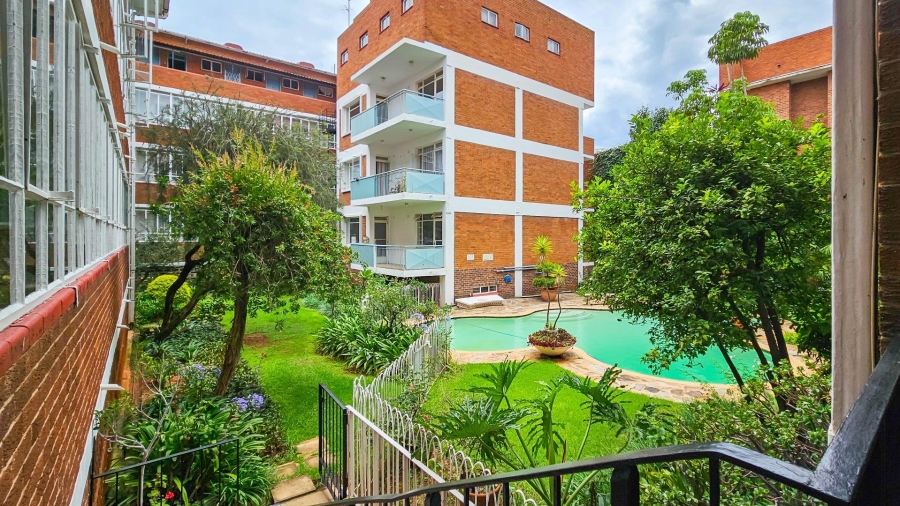 To Let 1 Bedroom Property for Rent in Riviera Gauteng