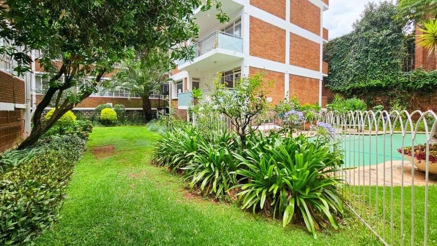 To Let 1 Bedroom Property for Rent in Riviera Gauteng