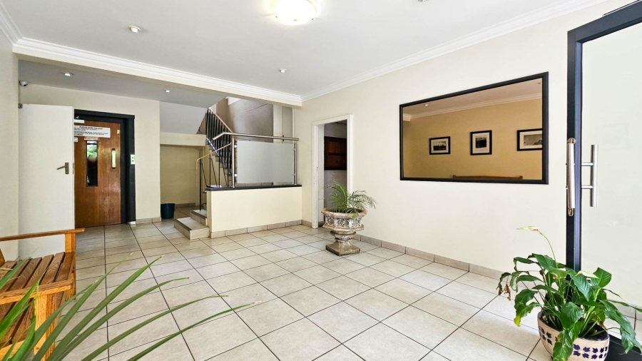 To Let 1 Bedroom Property for Rent in Riviera Gauteng