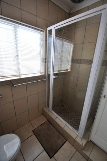 1 Bedroom Property for Sale in La Montagne Gauteng