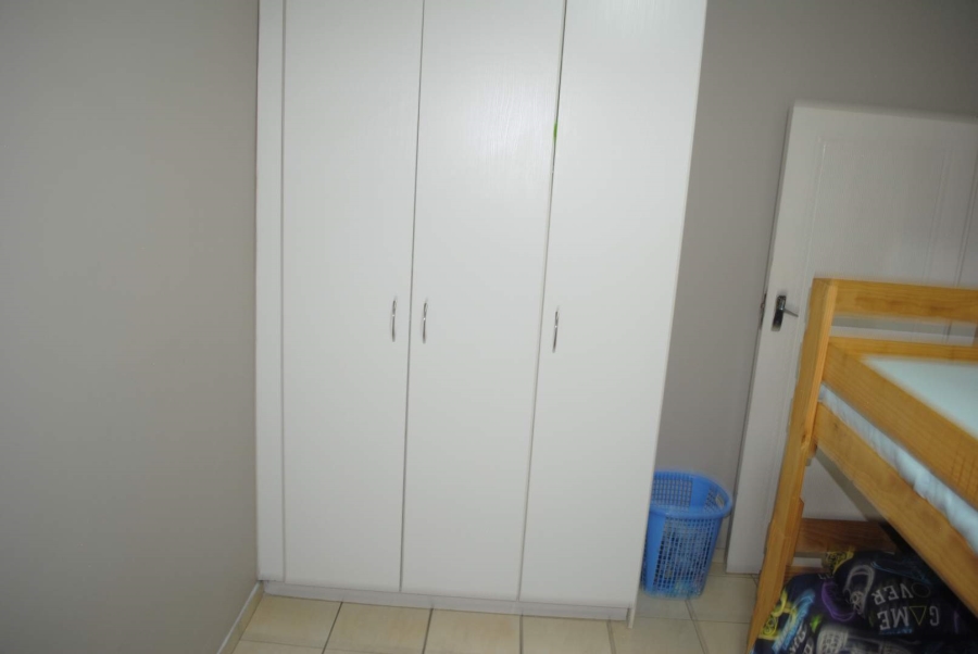2 Bedroom Property for Sale in Kookrus Gauteng