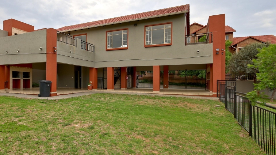 To Let 2 Bedroom Property for Rent in Northwold Gauteng