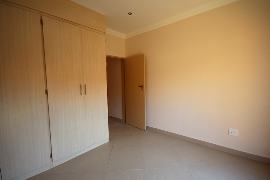 To Let 3 Bedroom Property for Rent in Olympus Gauteng