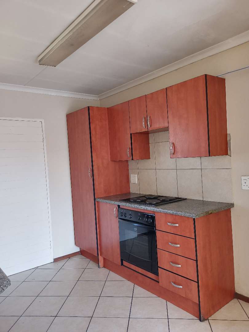 2 Bedroom Property for Sale in Terenure Gauteng