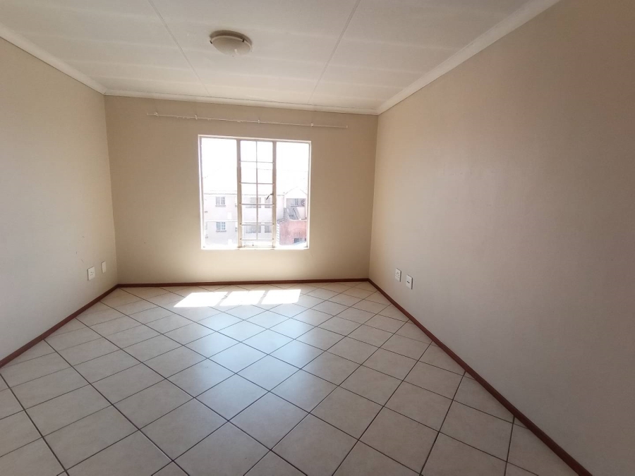 2 Bedroom Property for Sale in Terenure Gauteng