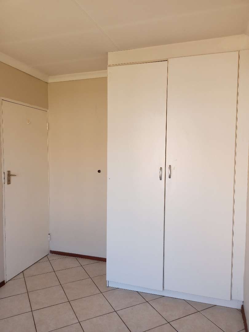 2 Bedroom Property for Sale in Terenure Gauteng