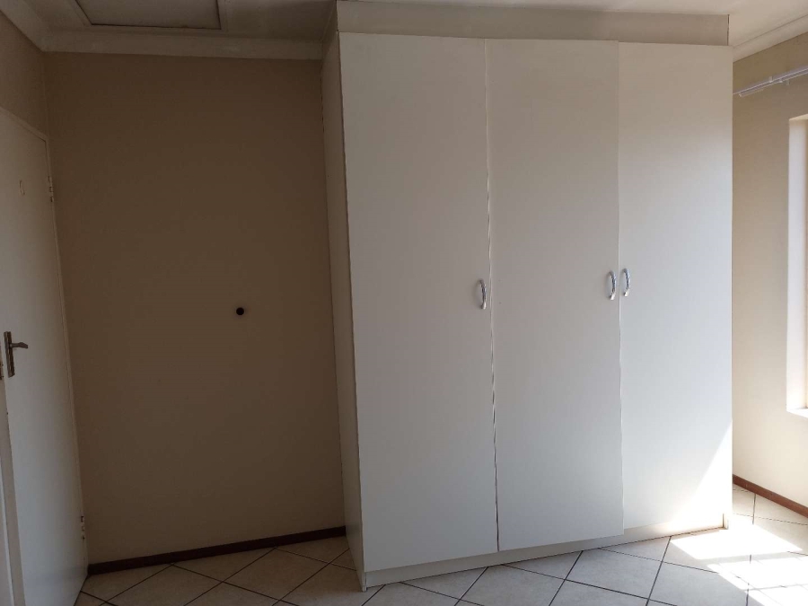 2 Bedroom Property for Sale in Terenure Gauteng