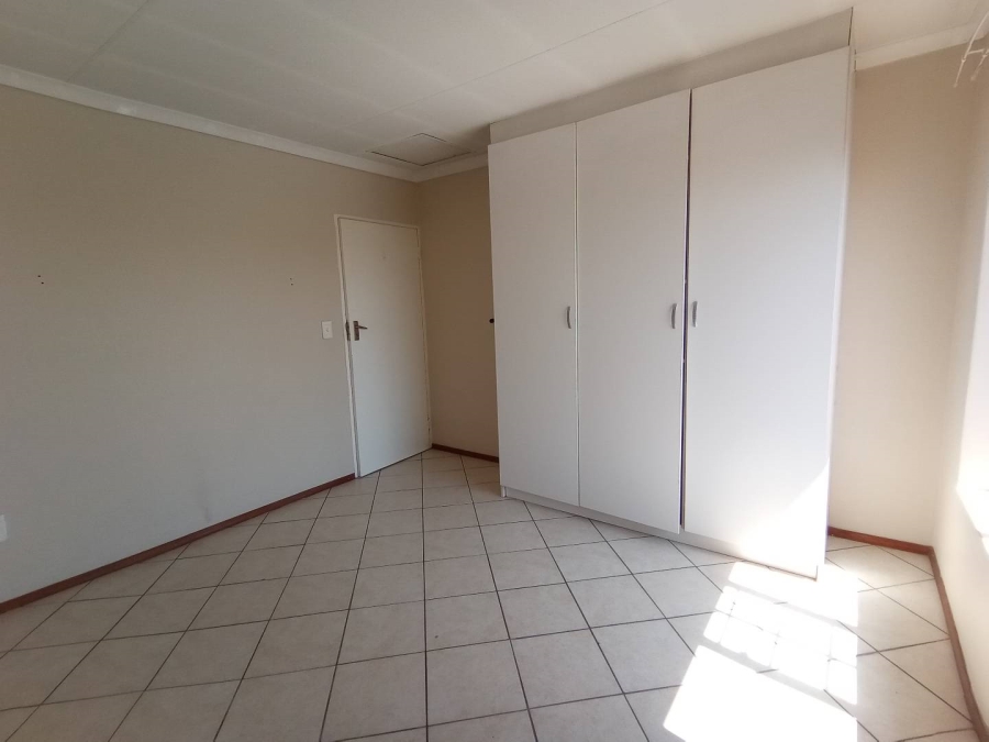 2 Bedroom Property for Sale in Terenure Gauteng