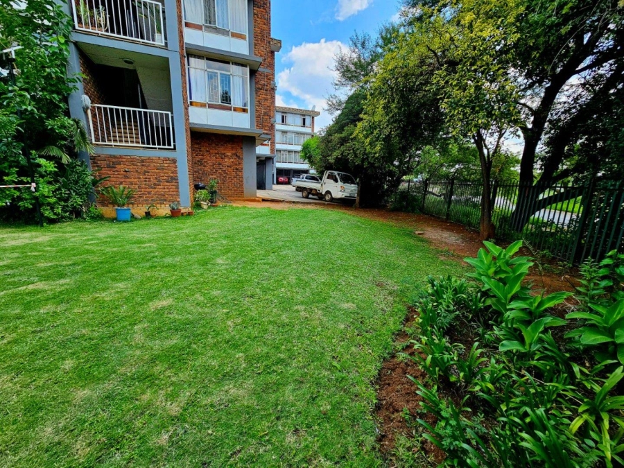 To Let 2 Bedroom Property for Rent in Kilner Park Gauteng