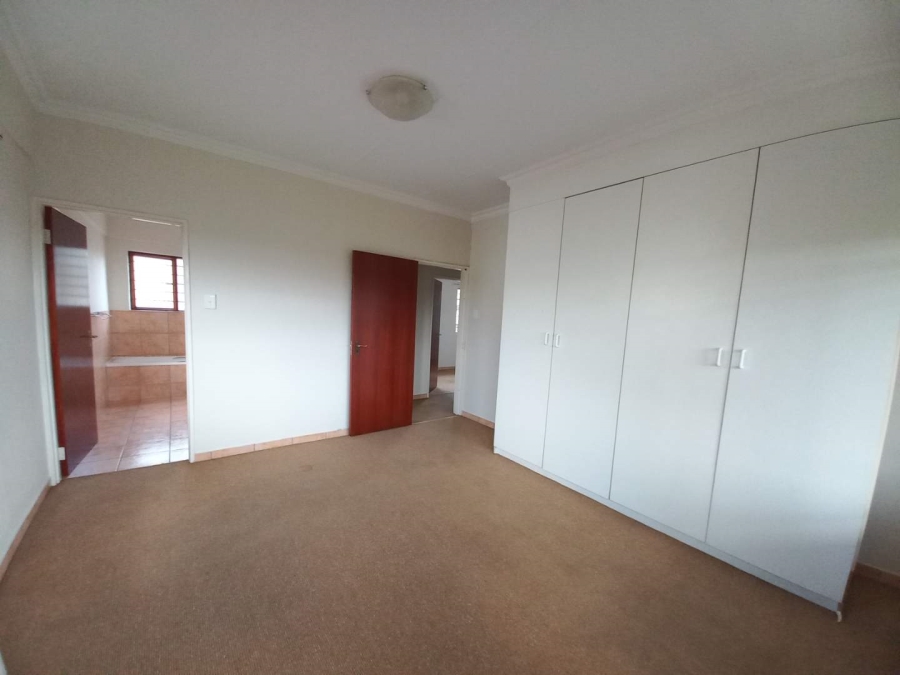3 Bedroom Property for Sale in Willowbrook Gauteng