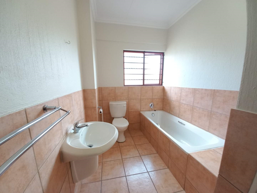 3 Bedroom Property for Sale in Willowbrook Gauteng