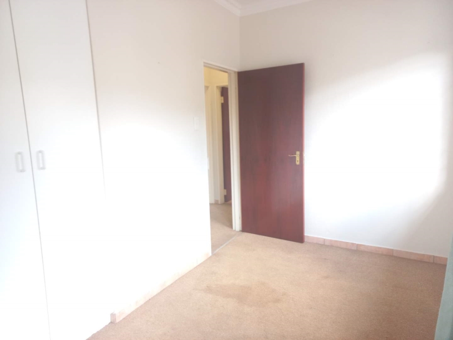 3 Bedroom Property for Sale in Willowbrook Gauteng
