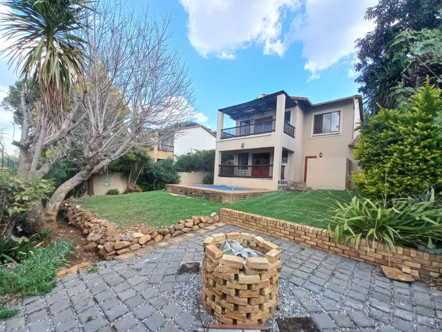 3 Bedroom Property for Sale in Willowbrook Gauteng