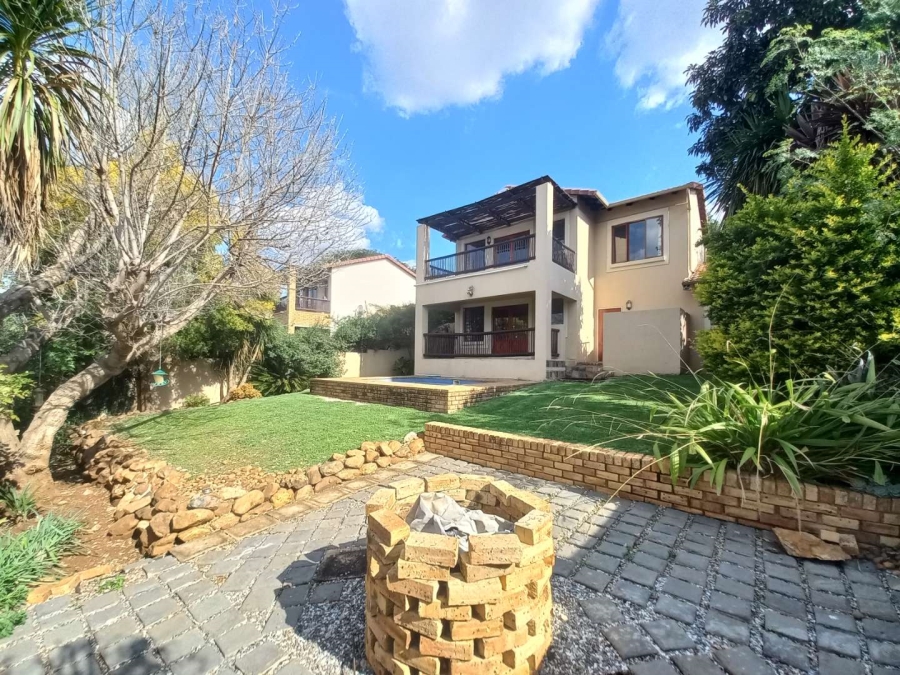 3 Bedroom Property for Sale in Willowbrook Gauteng
