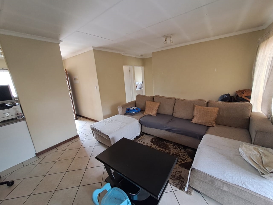 2 Bedroom Property for Sale in Eco Park Gauteng