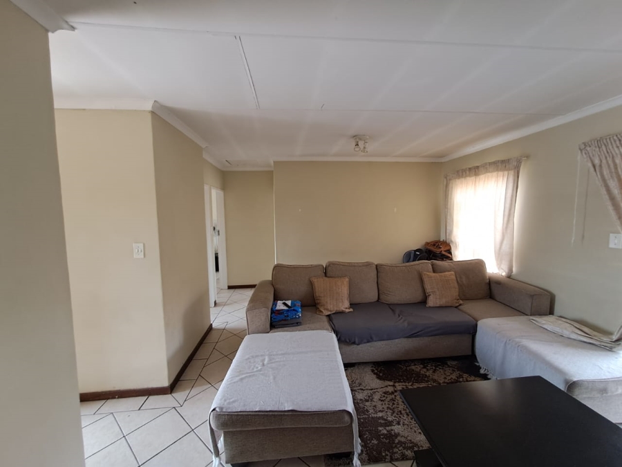 2 Bedroom Property for Sale in Eco Park Gauteng