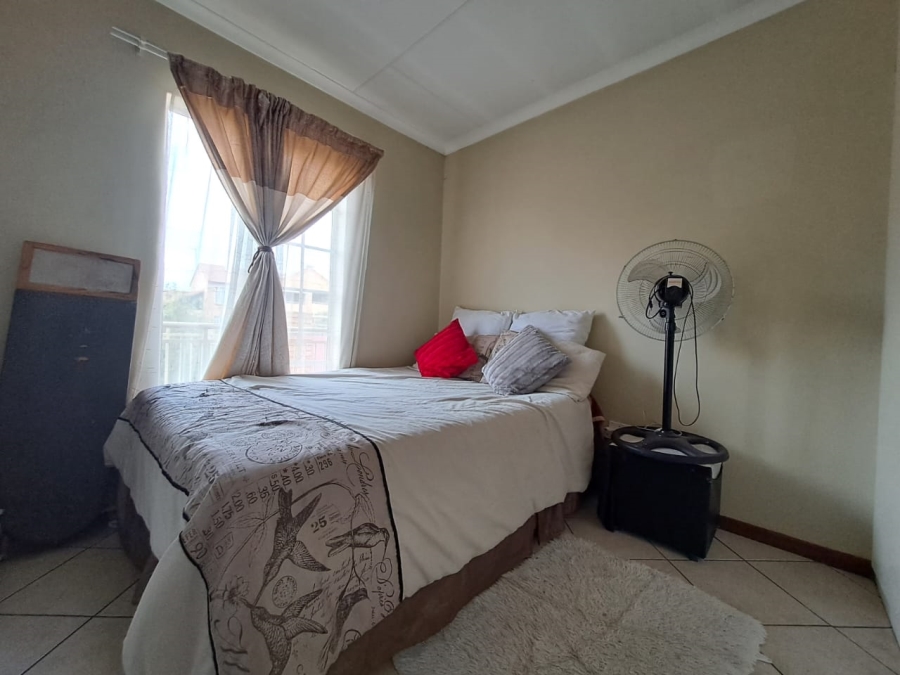 2 Bedroom Property for Sale in Eco Park Gauteng