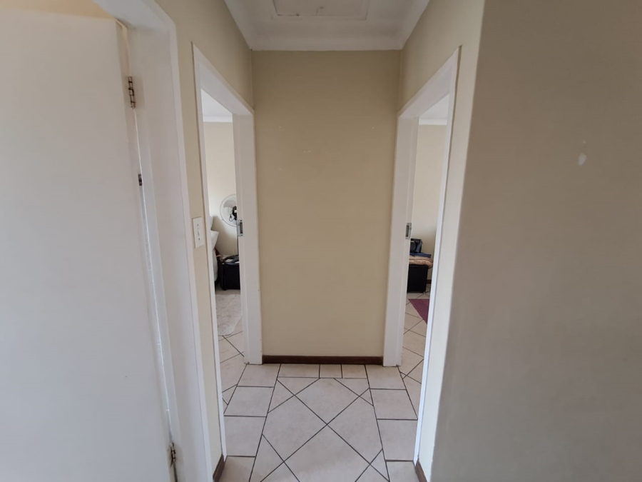 2 Bedroom Property for Sale in Eco Park Gauteng