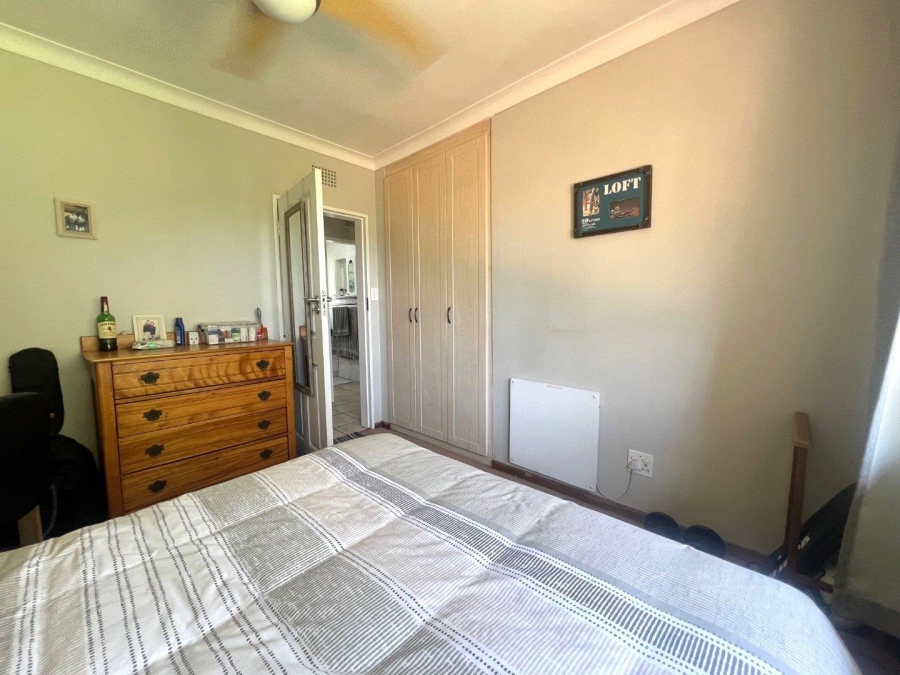 5 Bedroom Property for Sale in Alberante Gauteng