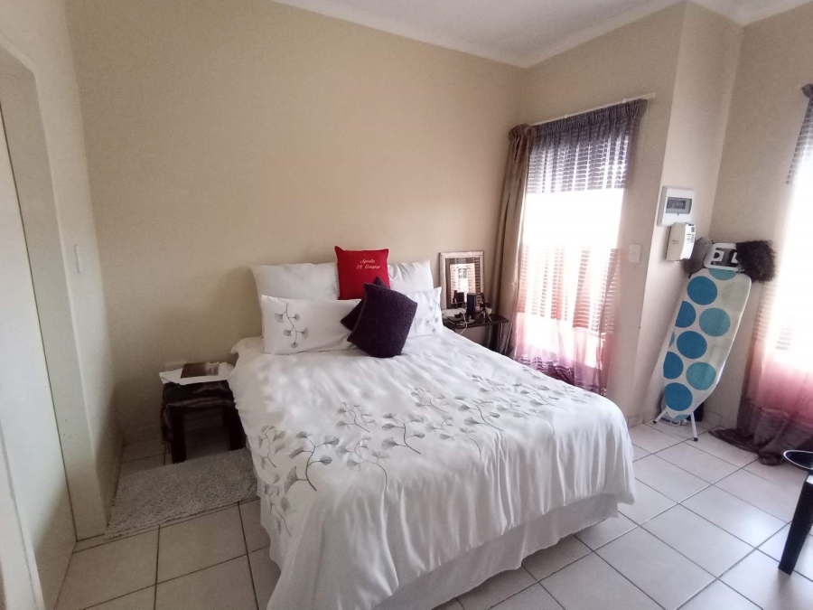 1 Bedroom Property for Sale in Norkem Park Gauteng