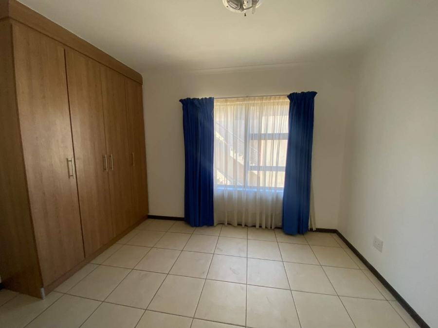 2 Bedroom Property for Sale in Ruimsig A H Gauteng