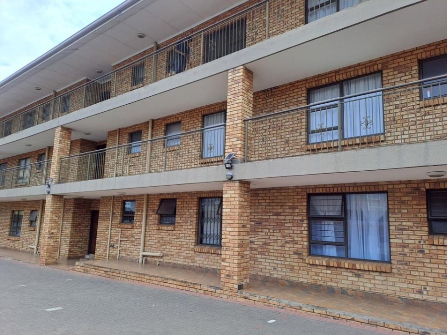 2 Bedroom Property for Sale in New Redruth Gauteng