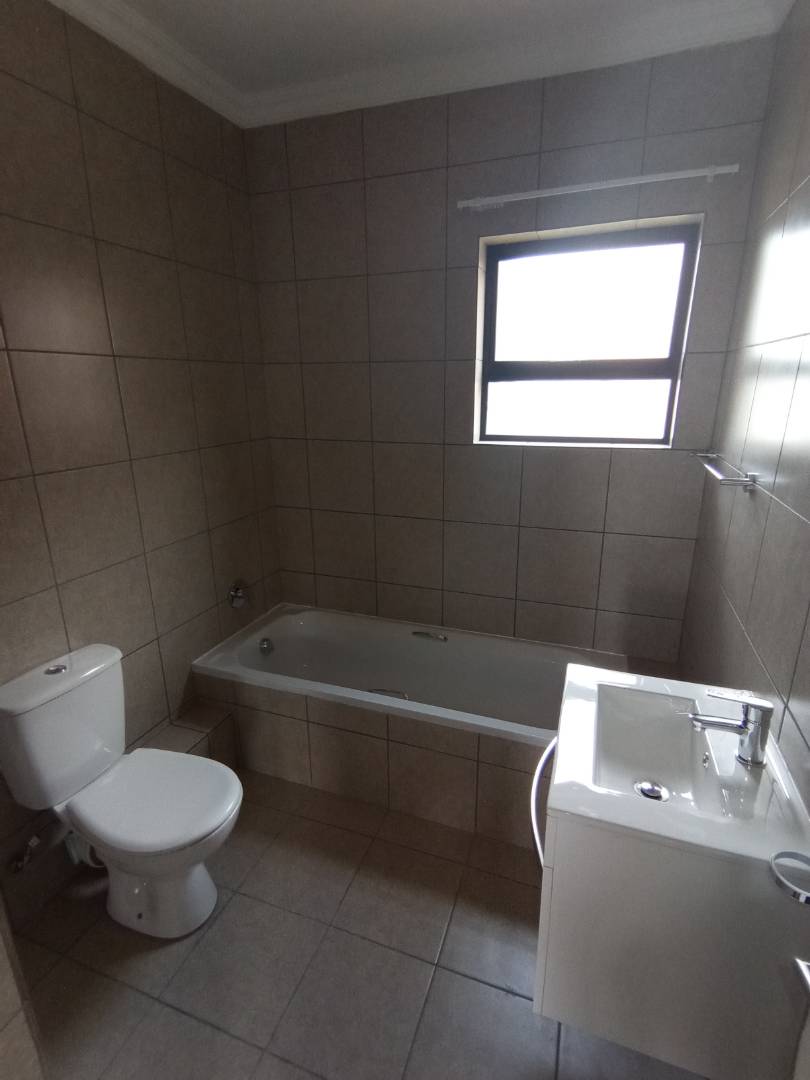 2 Bedroom Property for Sale in Terenure Gauteng