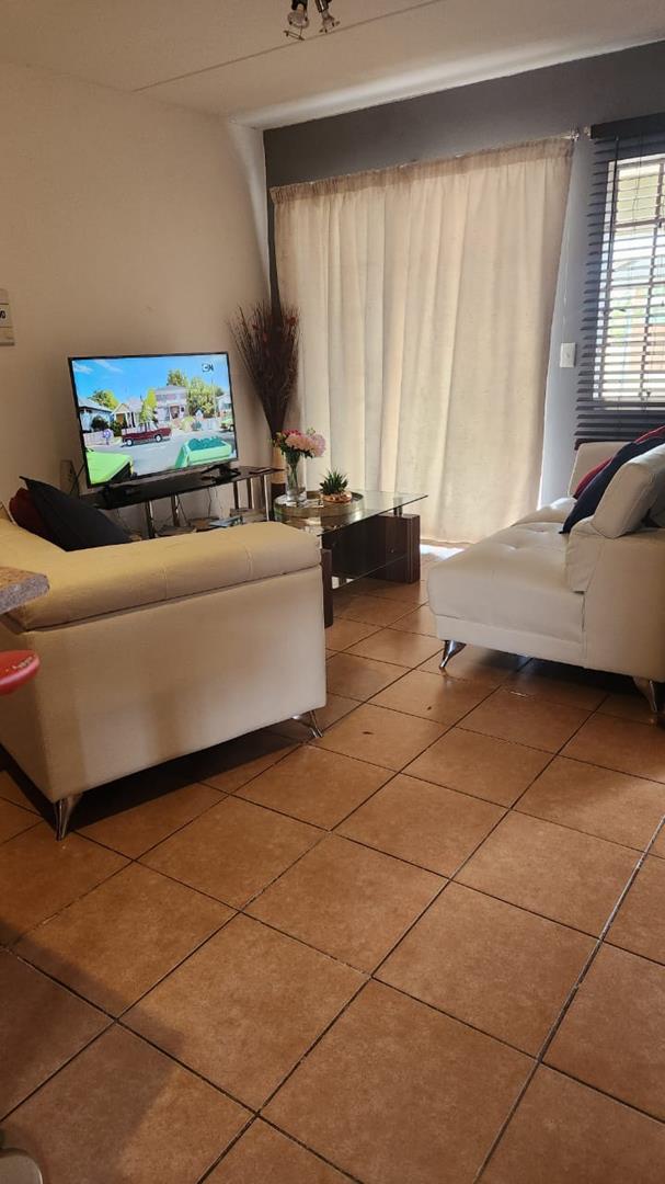 2 Bedroom Property for Sale in Theresa Park Gauteng