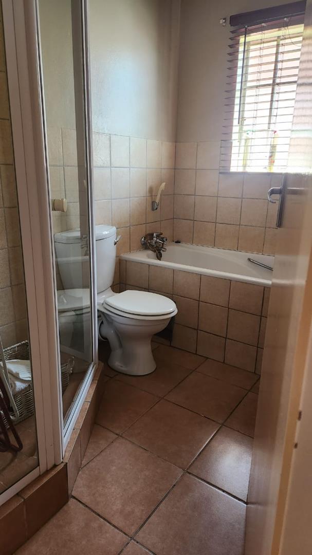 2 Bedroom Property for Sale in Theresa Park Gauteng