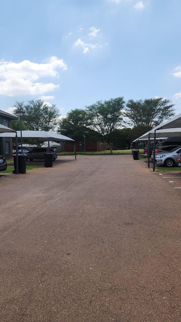 2 Bedroom Property for Sale in Theresa Park Gauteng