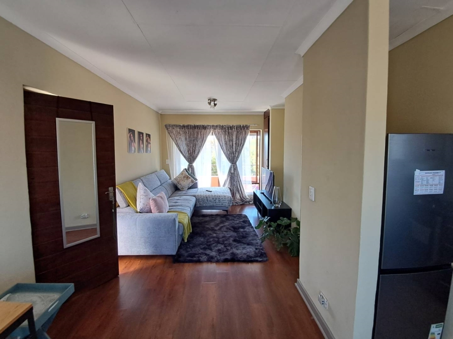 To Let 1 Bedroom Property for Rent in Vorna Valley Gauteng