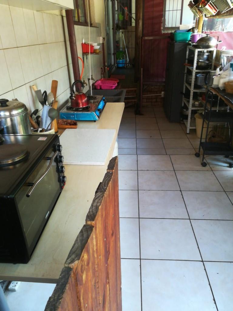 To Let 1 Bedroom Property for Rent in Douglasdale Gauteng
