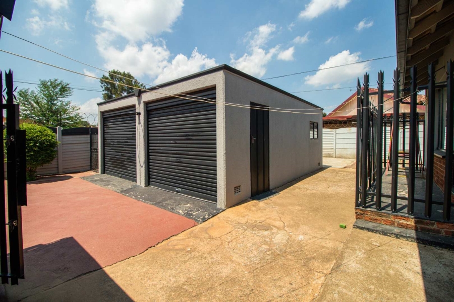 3 Bedroom Property for Sale in Bakerton Gauteng