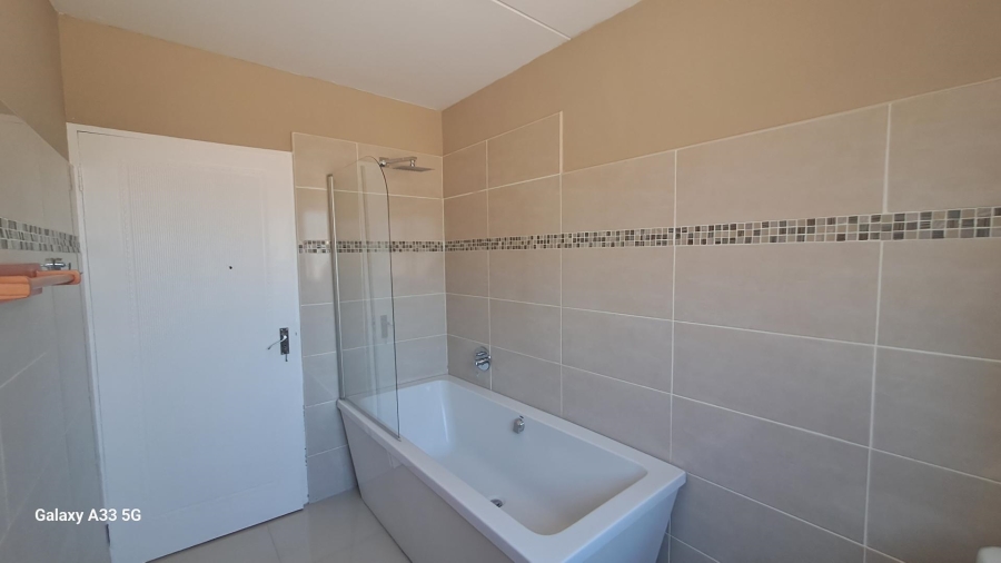 3 Bedroom Property for Sale in Carlswald North Gauteng