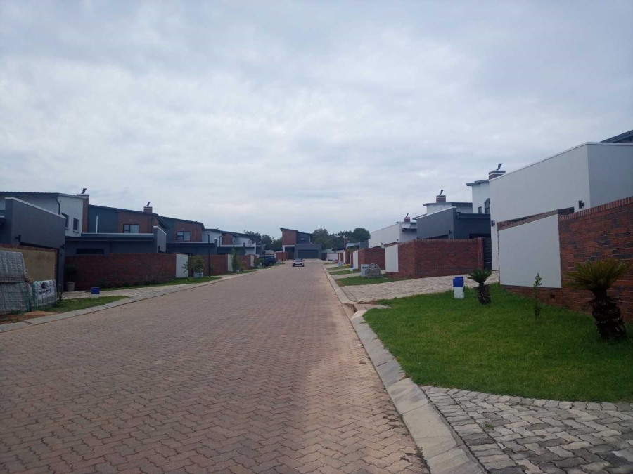 3 Bedroom Property for Sale in Fourways Gauteng