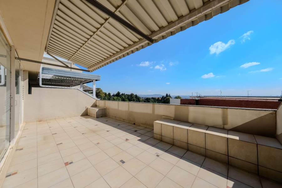 To Let 3 Bedroom Property for Rent in Killarney Gauteng